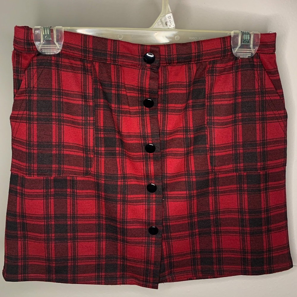FOREVER 21 GIRLS RED & BLACK SKIRT